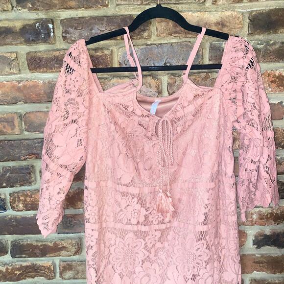 Xhilaration Mauve Pink Cold Shoulder Bell Sleeve Mini Dress Women's Size Small - Picture 3 of 8